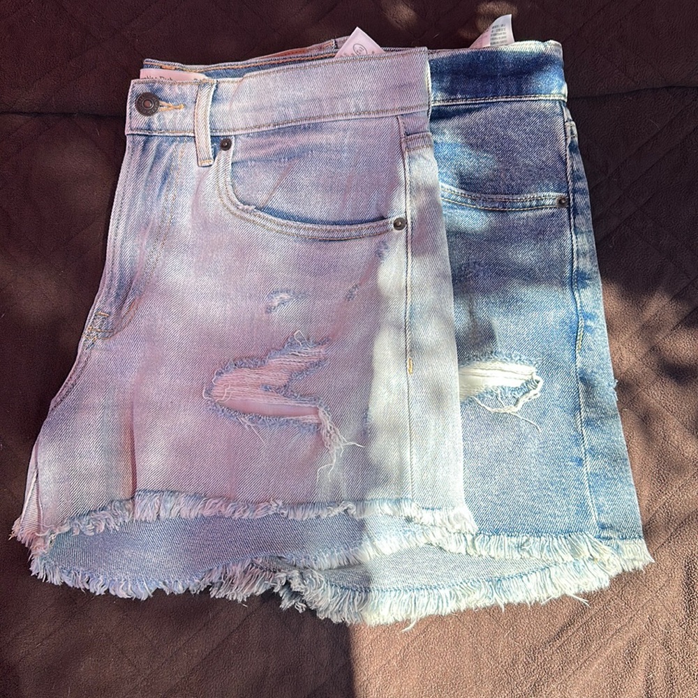 2 shorts